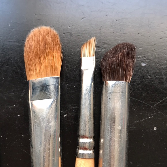 Makeup brushes - Picture 3 of 3